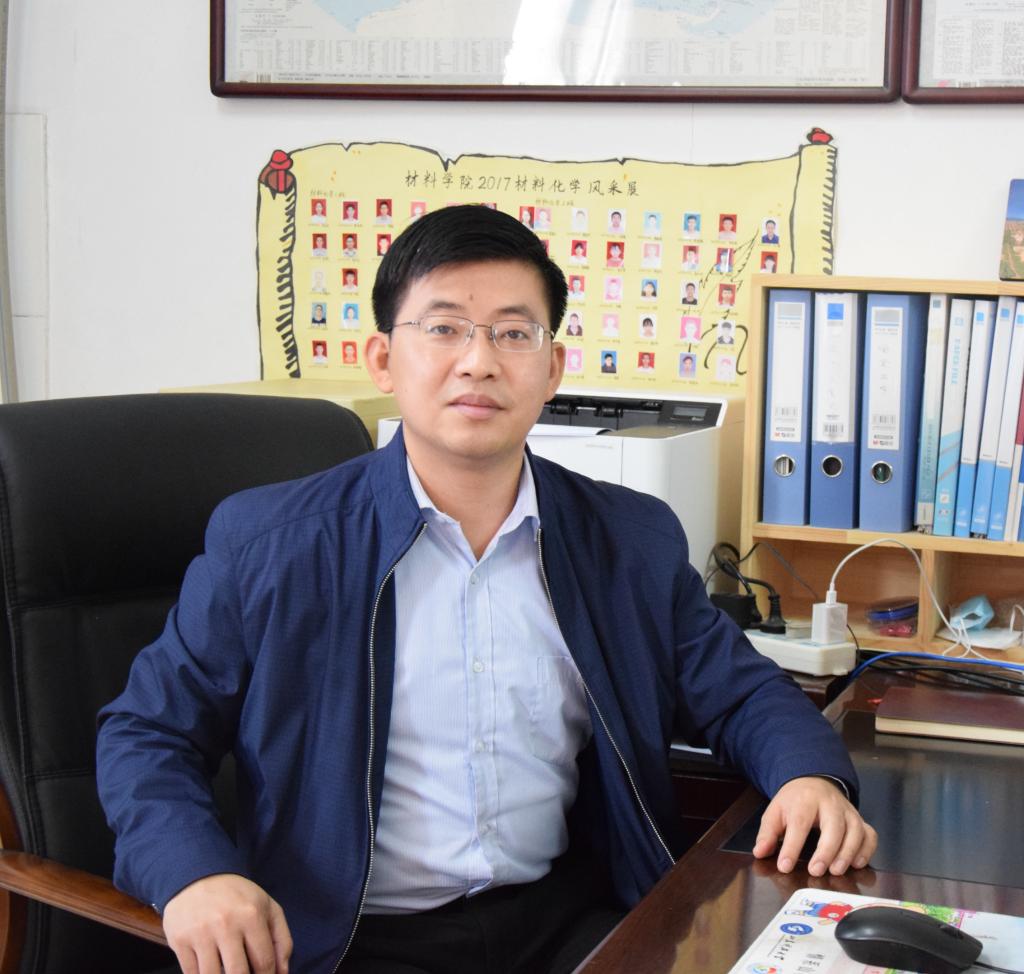 bwin唯一官方网党委副书记、副院长​李建楠